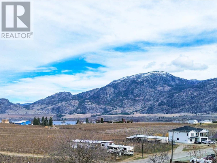 4-2 Royal Ann Court, Osoyoos, BC, V0H 1V2 - 2