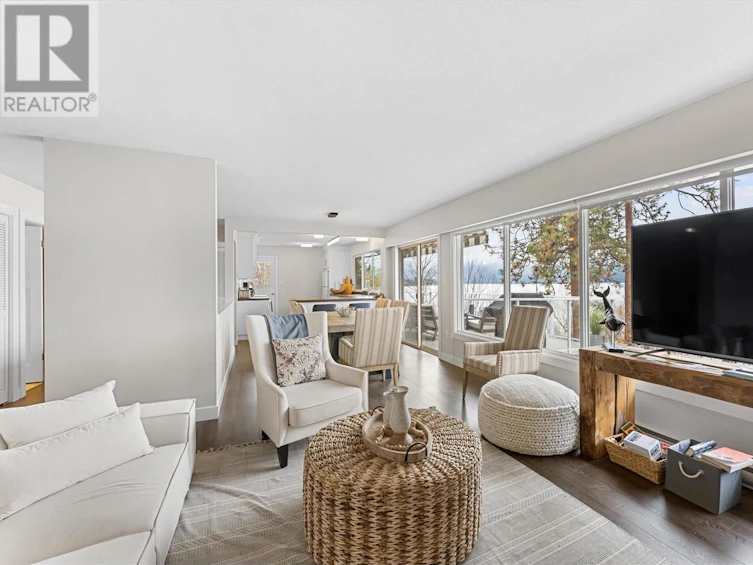 17110 Coral Beach Road, Lake Country, BC, V4V 1B9 - 14