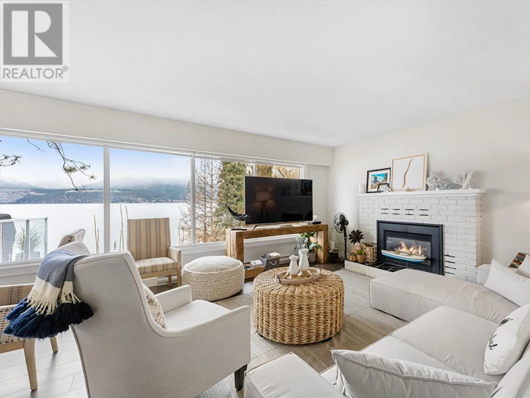 17110 Coral Beach Road, Lake Country, BC, V4V 1B9 - 12