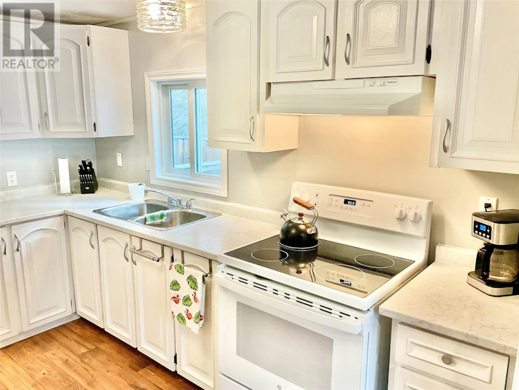 698 Strathmore Avenue, Greenwood, BC, V0H 1J0 - 24