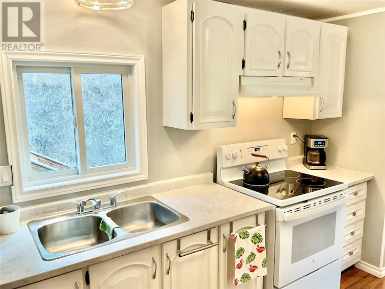 698 Strathmore Avenue, Greenwood, BC, V0H 1J0 - 25