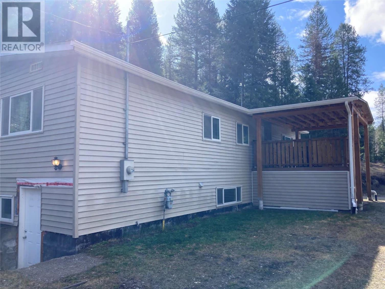 698 Strathmore Avenue, Greenwood, BC, V0H 1J0 - 3