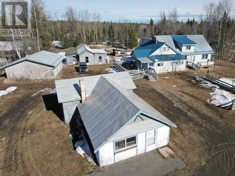 6007 Little Fort 24 Highway, Lone Butte, BC, V0K 1X0 - 9