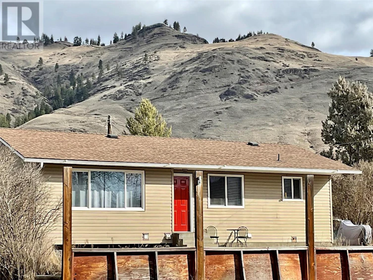 577 Seventh Avenue, Midway, BC, V0H 1M0 - 3