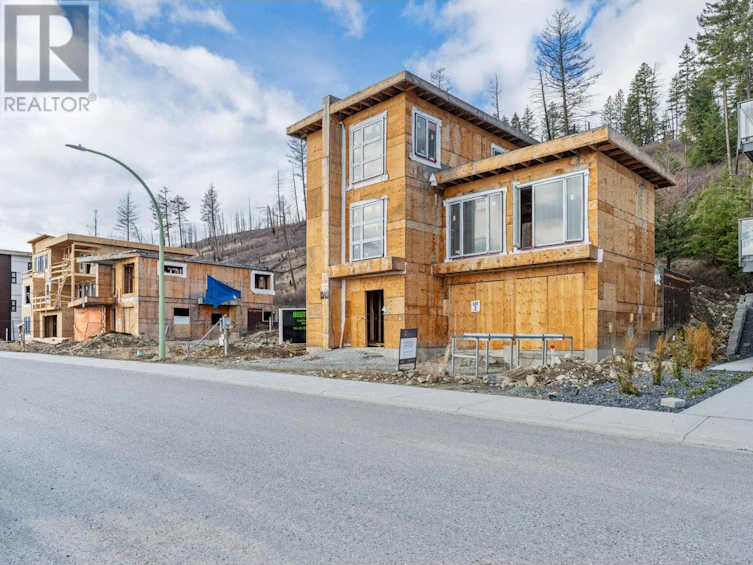 3742 Astoria Drive, West Kelowna, BC, V4T 0B1 - 11