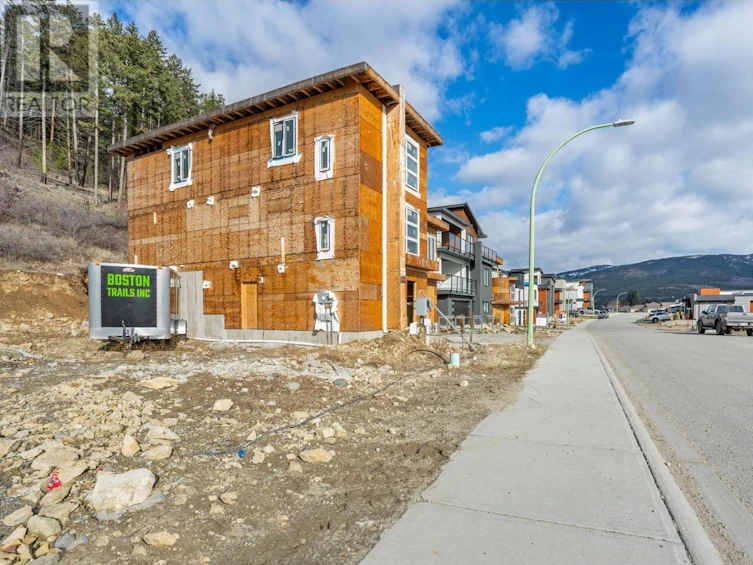 3742 Astoria Drive, West Kelowna, BC, V4T 0B1 - 14