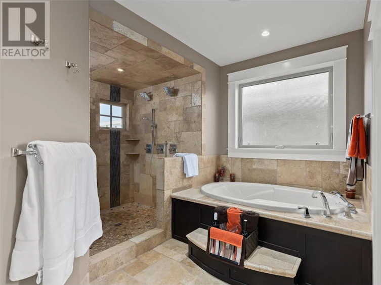421 Audubon Court, Kelowna, BC, V1W 5K3 - 11