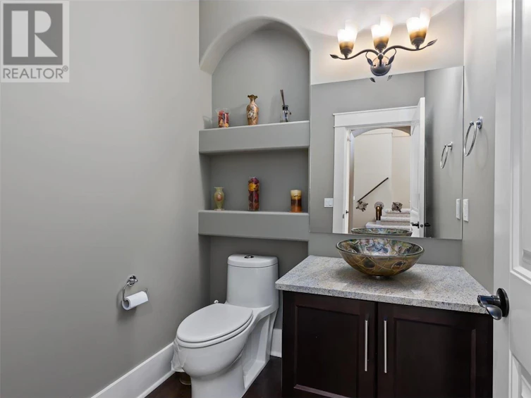 421 Audubon Court, Kelowna, BC, V1W 5K3 - 8