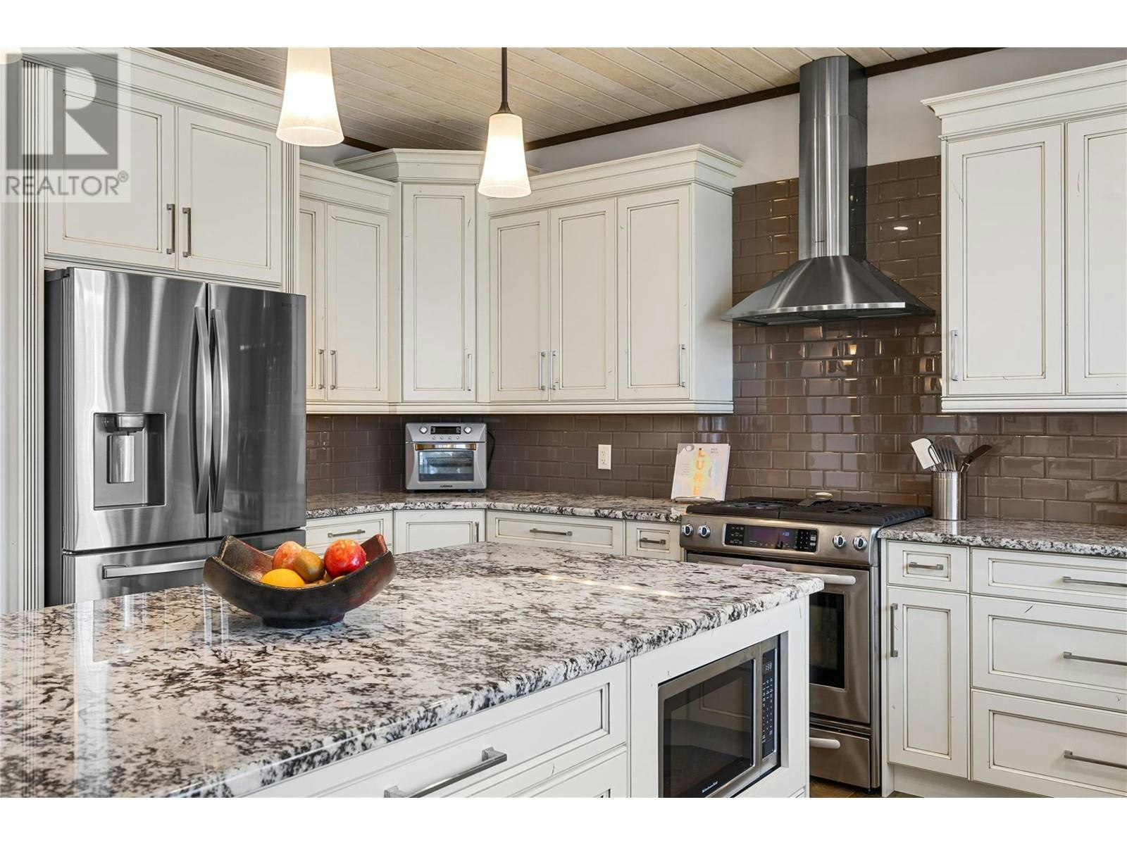 2333 Tallus Green Place, West Kelowna, BC, V4T 3K4 - 16