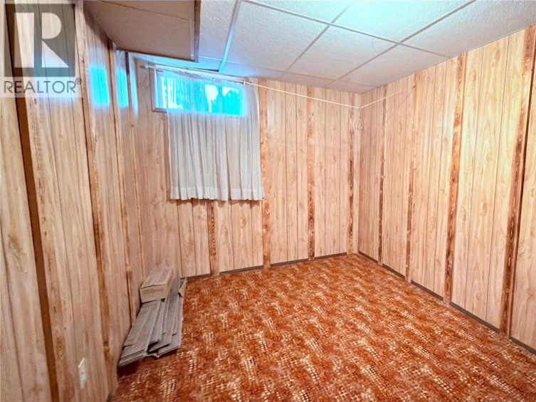 431 Hartland Avenue, Midway, BC, V0H 1M0 - 42