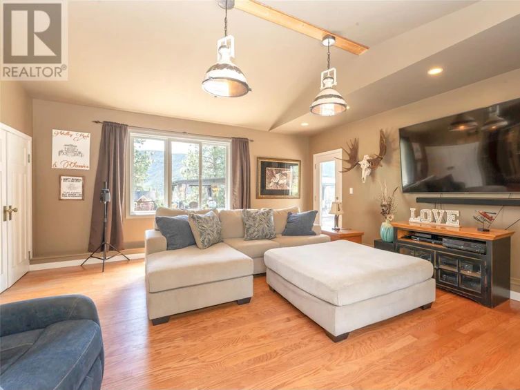 1084 Old Hedley Road, Princeton, BC, V0X 1W0 - 39