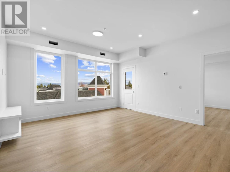 201-5300 Main Street, Kelowna, BC, V1W 0C1 - 12