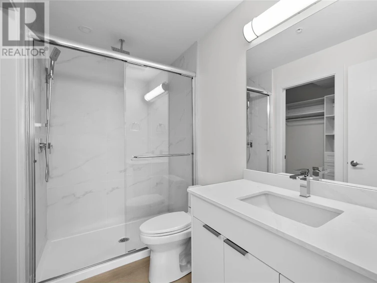 201-5300 Main Street, Kelowna, BC, V1W 0C1 - 21