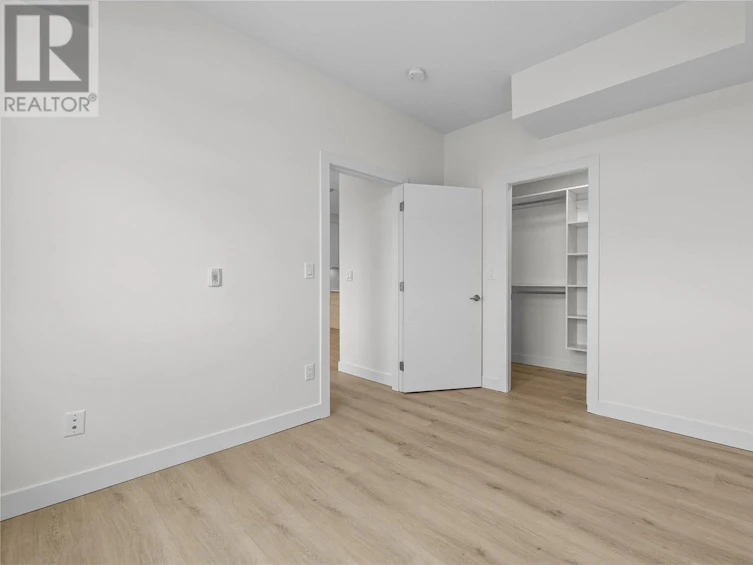 201-5300 Main Street, Kelowna, BC, V1W 0C1 - 24