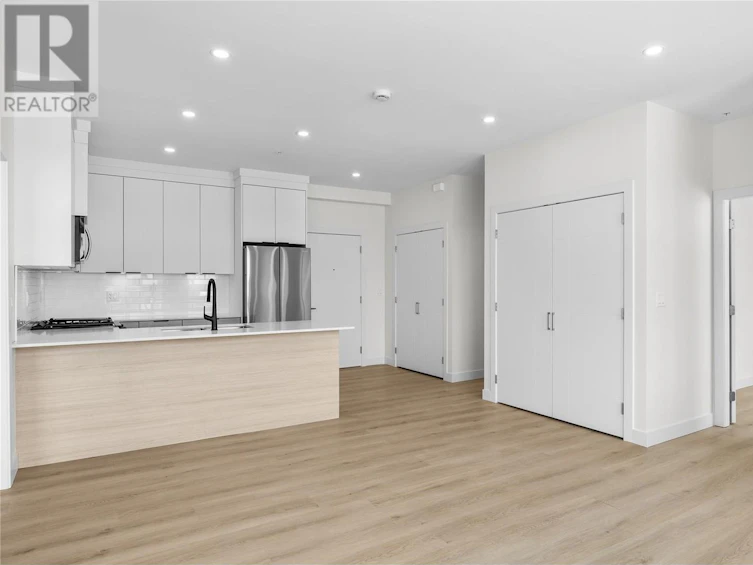 201-5300 Main Street, Kelowna, BC, V1W 0C1 - 9