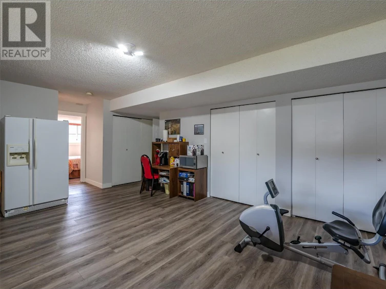162 Westview Drive, Penticton, BC, V2A 7R2 - 34