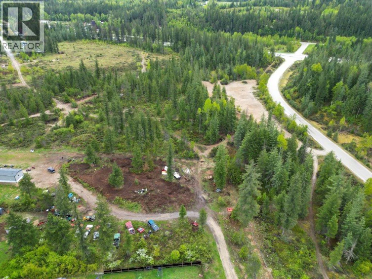 4103 Balsam Way, Malakwa, BC, V0E 2J0 - 35