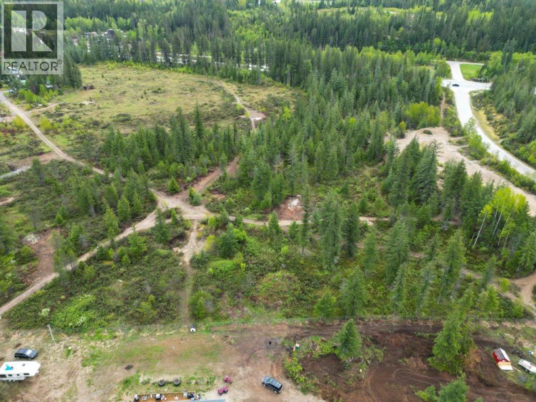 4103 Balsam Way, Malakwa, BC, V0E 2J0 - 34