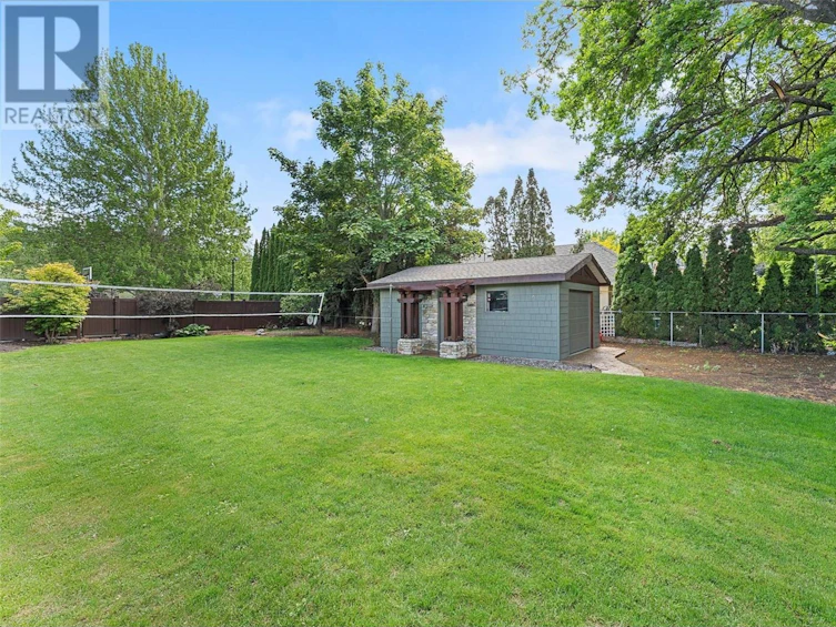 459 Farris Road, Kelowna, BC, V1W 1N1 - 51