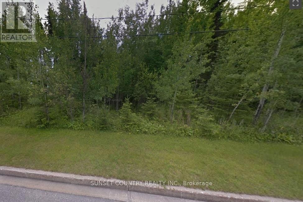124 Lakeside Drive, Dryden, ON, P8N 3H4