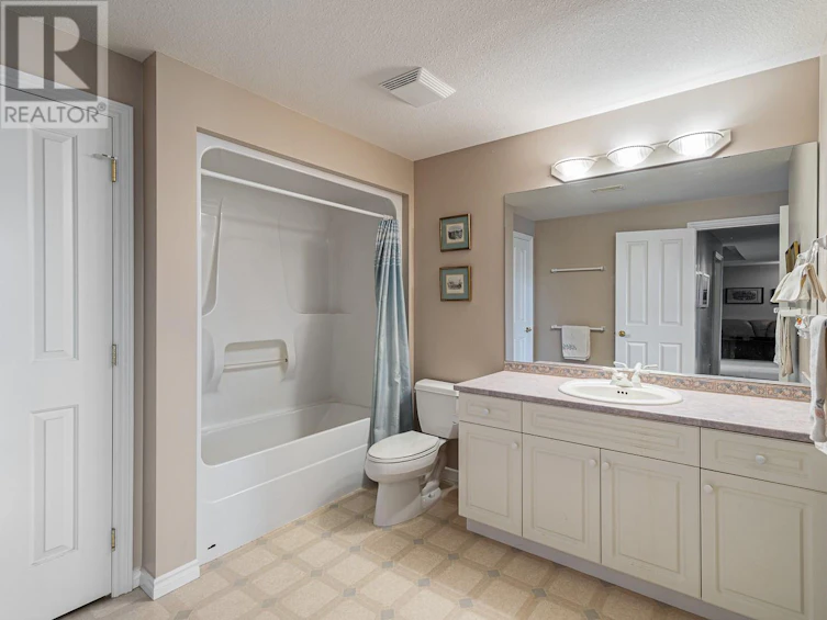 8-3800 Gallaghers Pinnacle Way, Kelowna, BC, V1W 3Z8 - 44