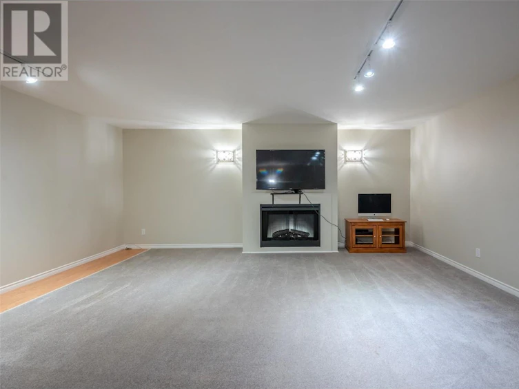 143 Westview Drive, Penticton, BC, V2A 7V9 - 60