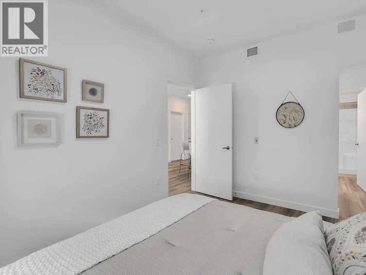 110-1111 Frost Road, Kelowna, BC, V1W 0G8 - 20