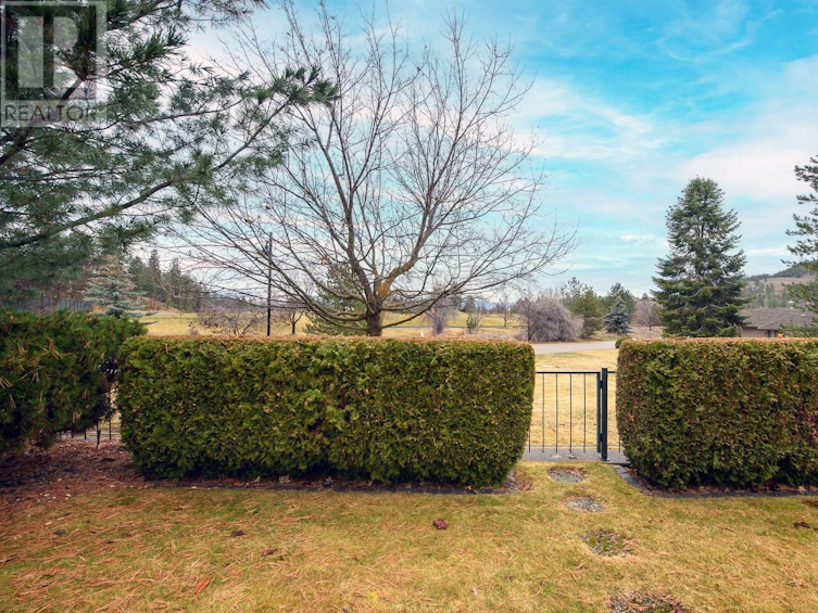 3964 Gallaghers Parkway, Kelowna, BC, V1W 3Z8 - 13