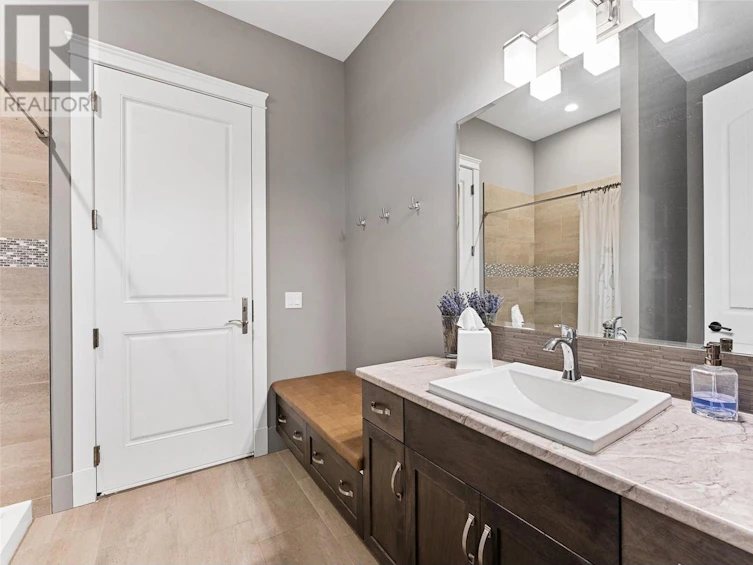 1106 Glenview Court, Kelowna, BC, V1Y 0A7 - 33