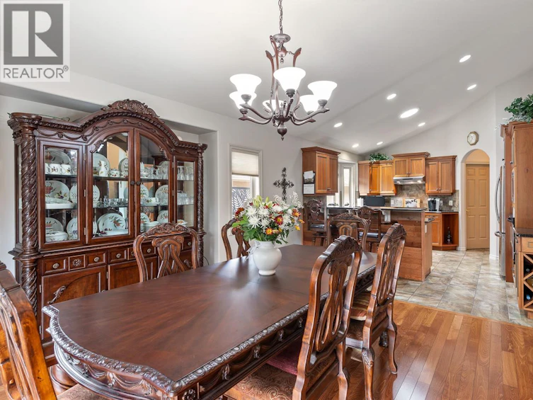 4345 S Gallaghers Fairway, Kelowna, BC, V1W 4X4 - 18