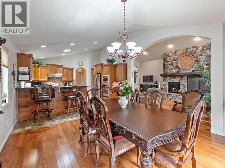 4345 S Gallaghers Fairway, Kelowna, BC, V1W 4X4 - 17