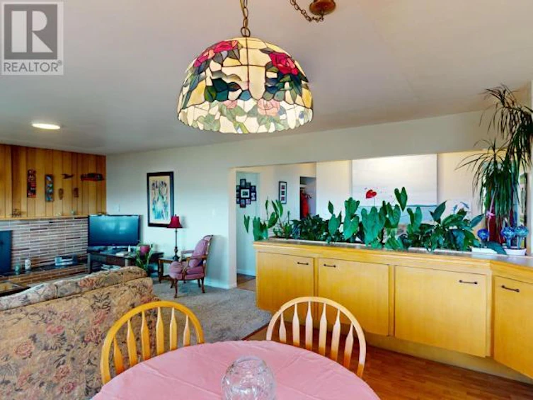 4007 Joyce Avenue, Powell River, BC, V8A 2Z4 - 5