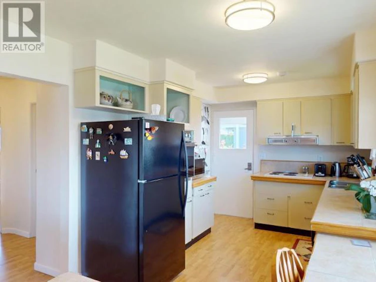 4007 Joyce Avenue, Powell River, BC, V8A 2Z4 - 6