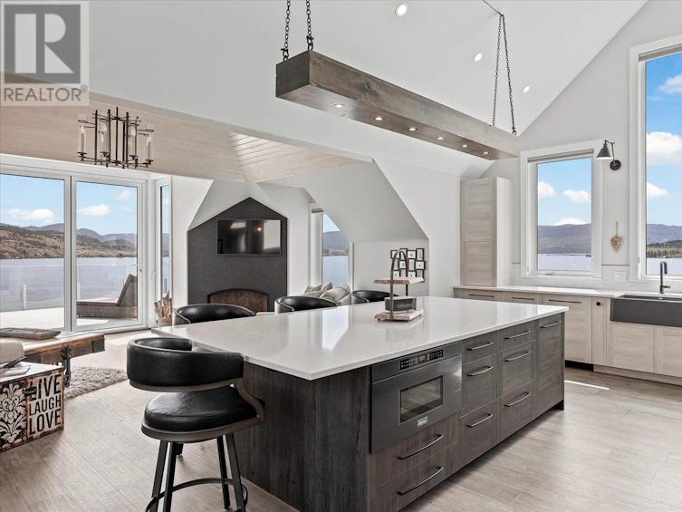 22-901 S Westside Road, West Kelowna, BC, V1Z 3W9 - 12