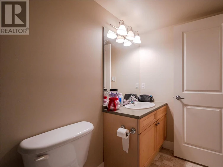 306-246 Hastings Avenue, Penticton, BC, V2A 2V6 - 18