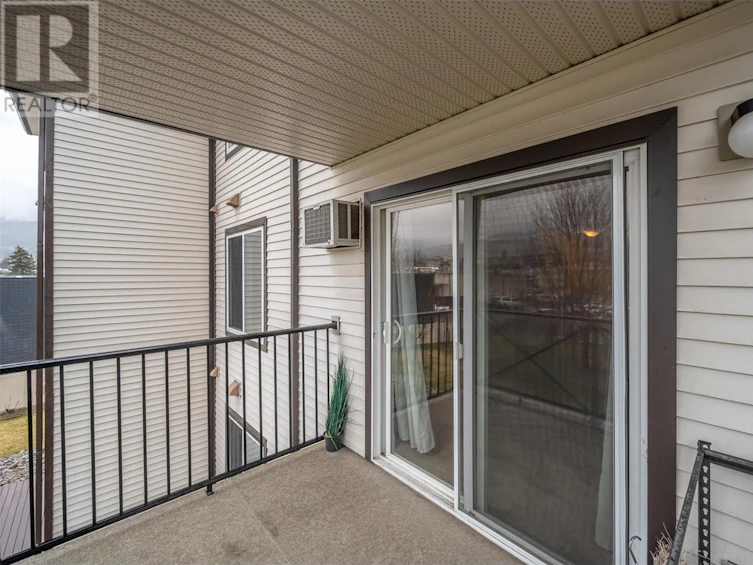 306-246 Hastings Avenue, Penticton, BC, V2A 2V6 - 21