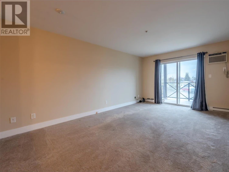 306-246 Hastings Avenue, Penticton, BC, V2A 2V6 - 3