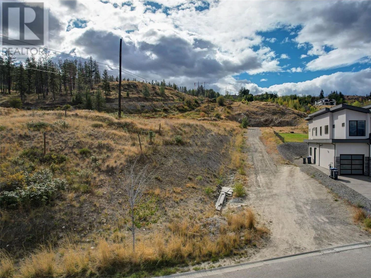 602 Trumpeter Road, Kelowna, BC, V1W 4L6 - 11