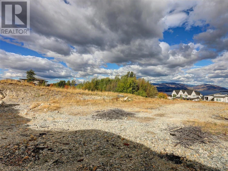 602 Trumpeter Road, Kelowna, BC, V1W 4L6 - 9