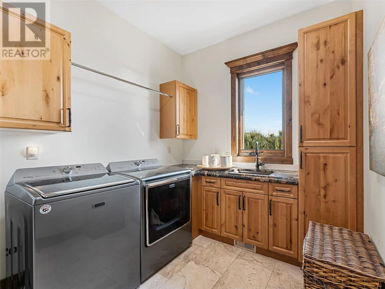 772 Highpointe Place, Kelowna, BC, V1V 2Y3 - 54