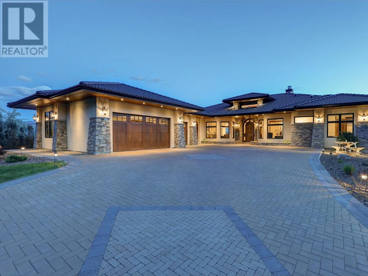 772 Highpointe Place, Kelowna, BC, V1V 2Y3 - 3
