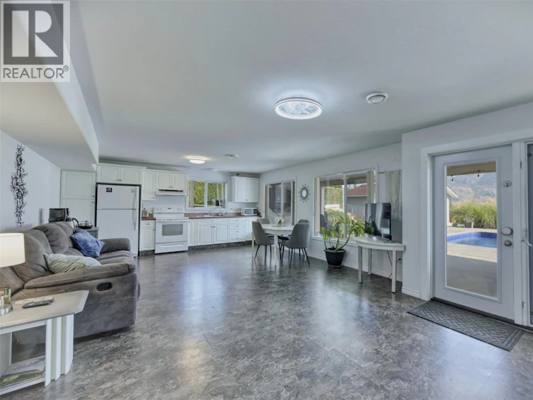 11629 97th Highway, Osoyoos, BC, V0H 1V2 - 33