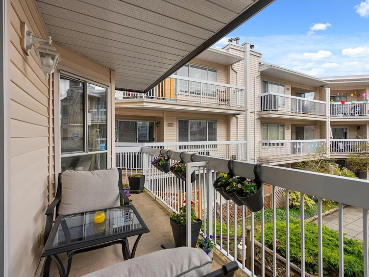 201-9299 121, Surrey, BC, V3V 7X8 - 34