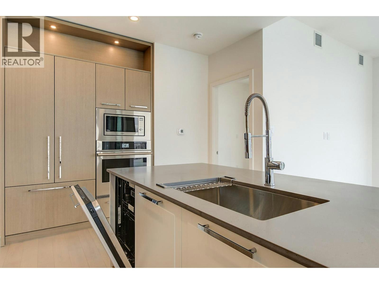 507-3409 Lakeshore Road, Kelowna, BC, V1W 3S9 - 6