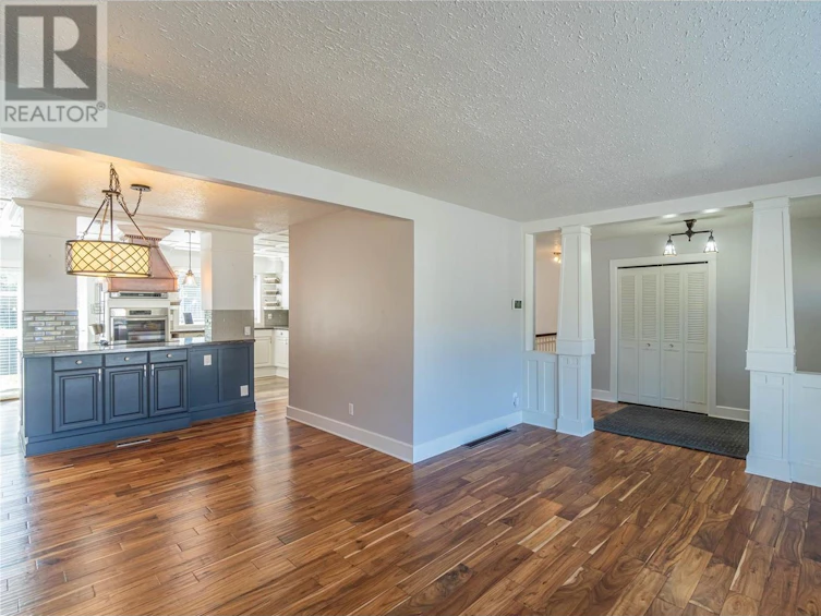 4270 Spurraway Road, Kamloops, BC, V2H 1L2 - 7
