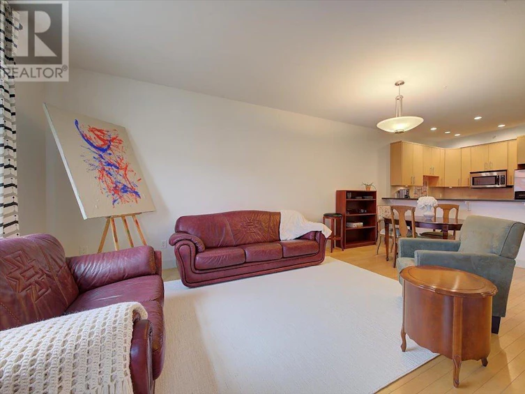 403-457 West Avenue, Kelowna, BC, V1Y 4Z3 - 10