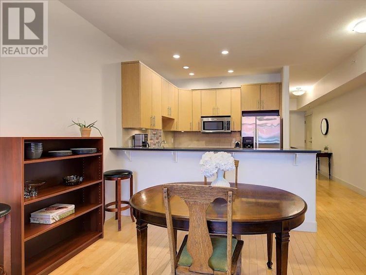 403-457 West Avenue, Kelowna, BC, V1Y 4Z3 - 11