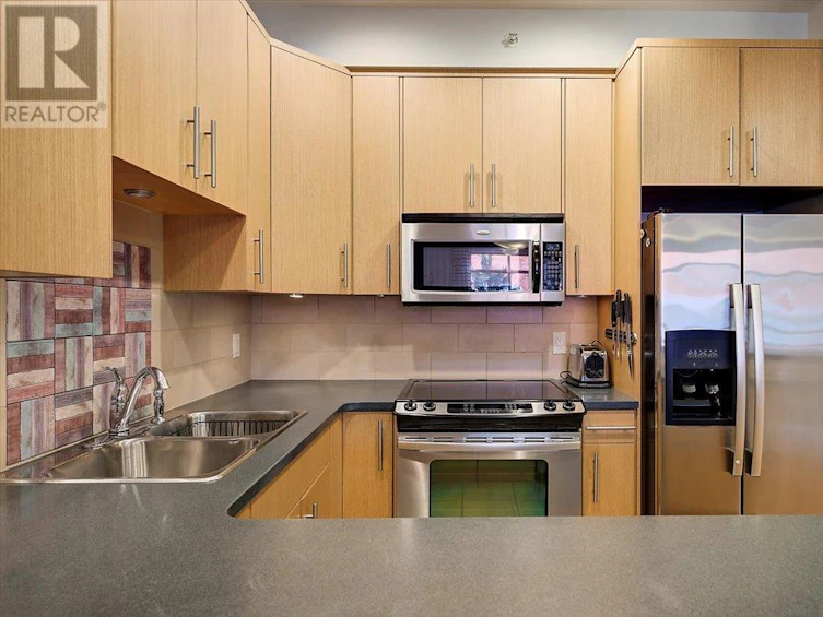 403-457 West Avenue, Kelowna, BC, V1Y 4Z3 - 14