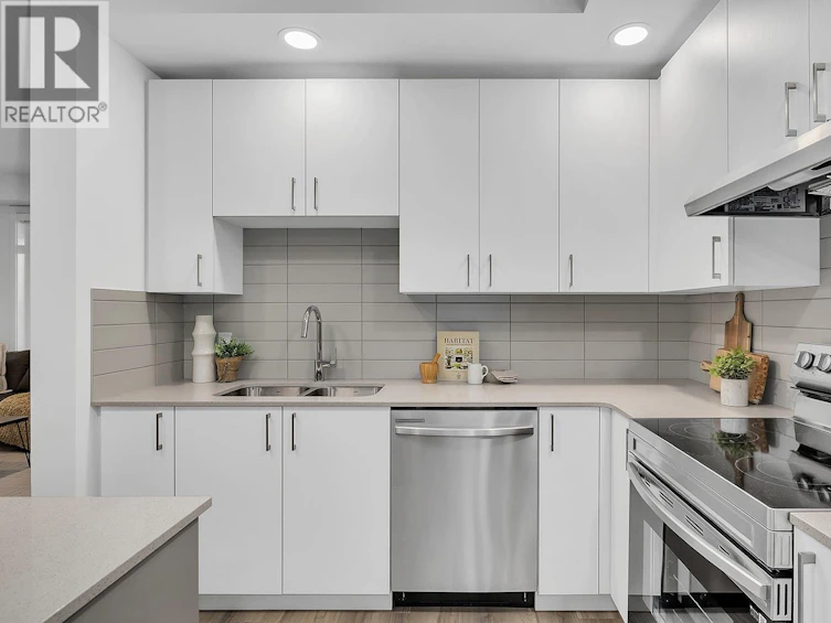 215-1111 Frost Road, Kelowna, BC, V1W 0G8 - 7
