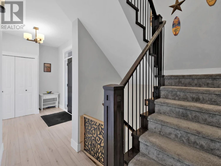 1088 Peak Point Drive, West Kelowna, BC, V1Z 4A9 - 16